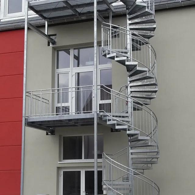 Referenzen von Metallbau Preißer & Söhne aus Mücheln/ G. - Fluchttreppen Bild 07