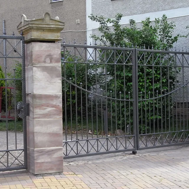 Referenzen von Metallbau Preißer & Söhne aus Mücheln/ G. - Toranlagen Bild 38