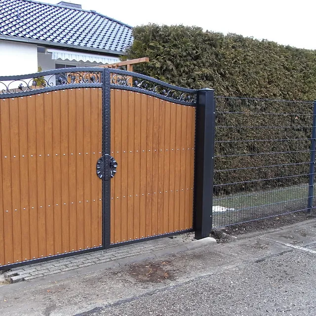 Referenzen von Metallbau Preißer & Söhne aus Mücheln/ G. - Toranlagen Bild 29