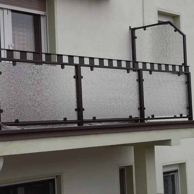 Referenzen von Metallbau Preißer & Söhne aus Mücheln/ G. - Balkon- und Terrassenverkleidung Bild 28