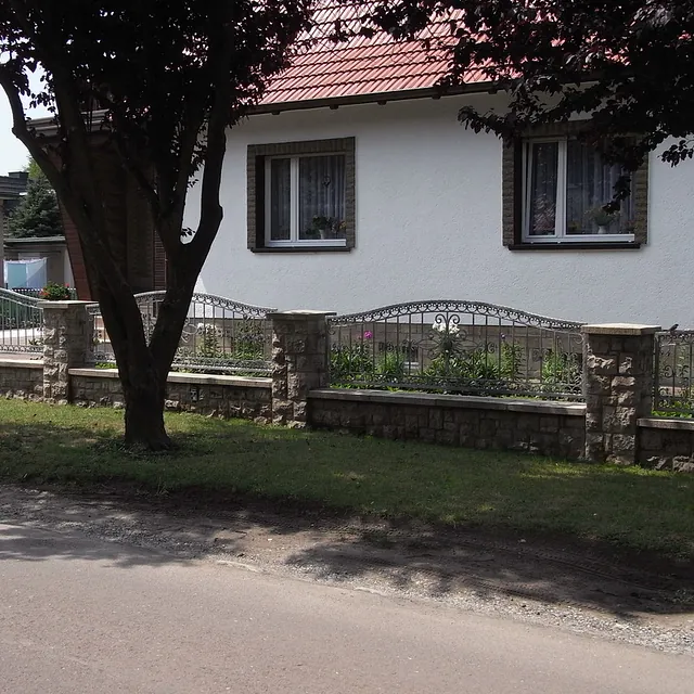 Referenzen von Metallbau Preißer & Söhne aus Mücheln/ G. - Zaunanlagen Bild 02